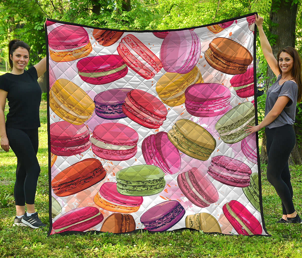 French Macaron Pattern Print Quilt