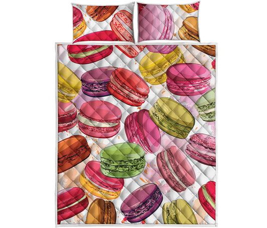 French Macaron Pattern Print Quilt Bed Set