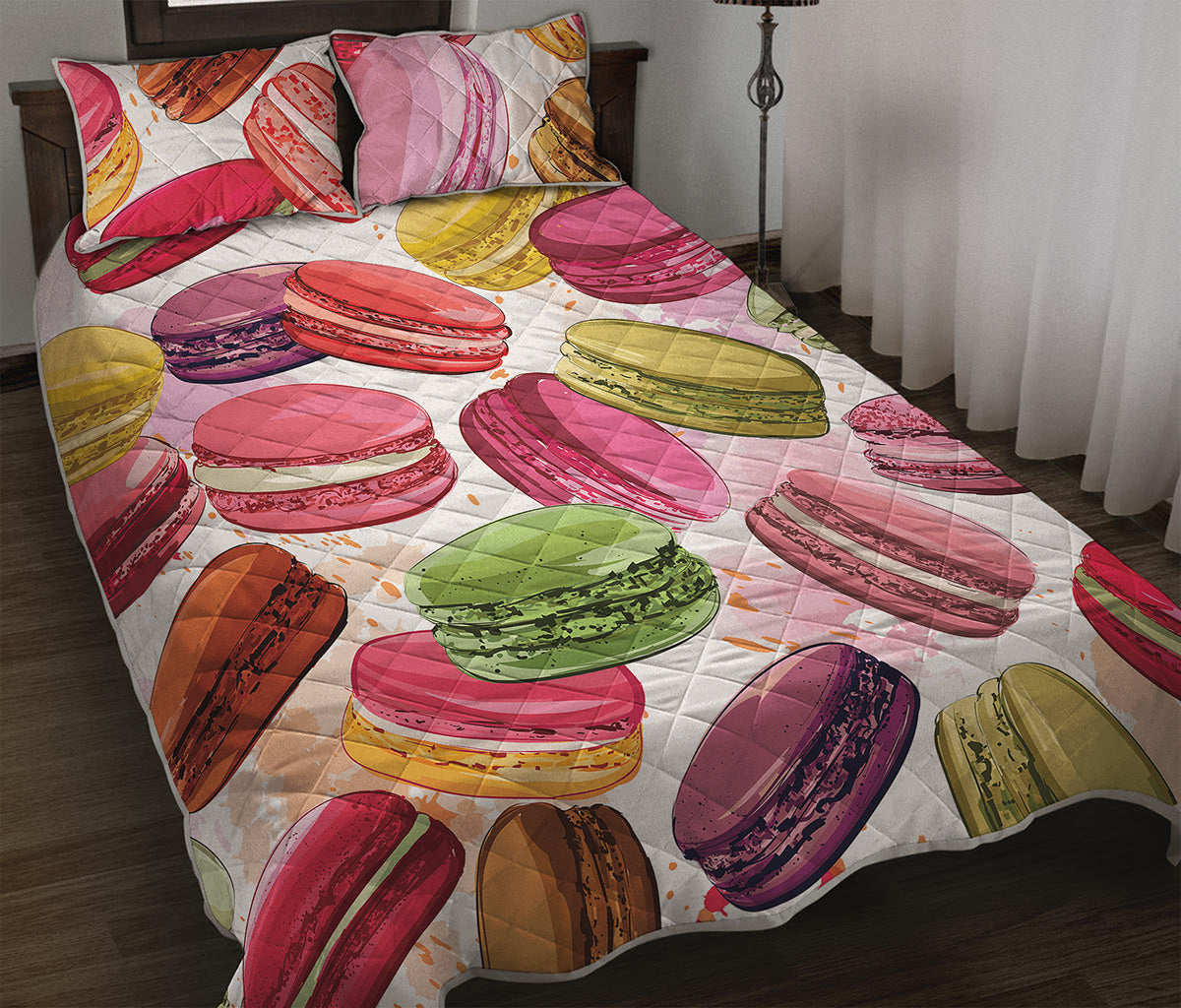 French Macaron Pattern Print Quilt Bed Set