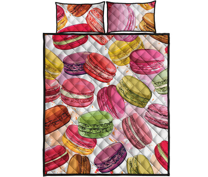 French Macaron Pattern Print Quilt Bed Set