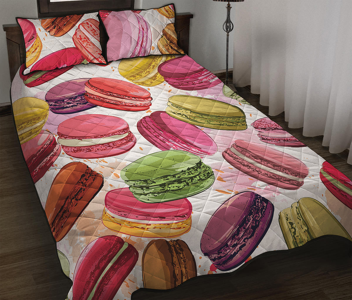 French Macaron Pattern Print Quilt Bed Set