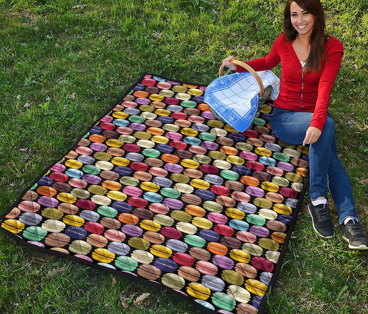 French Macarons Pattern Print Quilt