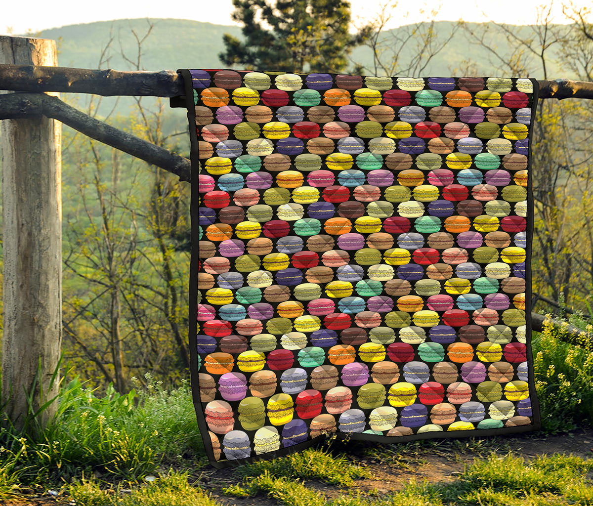 French Macarons Pattern Print Quilt