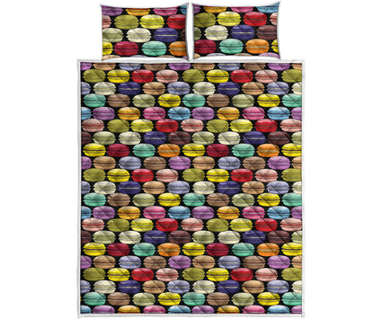 French Macarons Pattern Print Quilt Bed Set