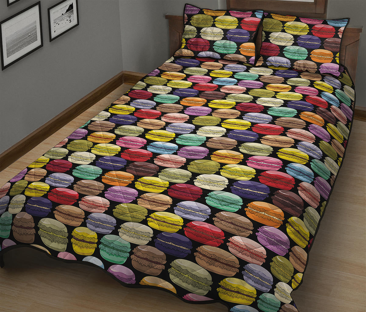 French Macarons Pattern Print Quilt Bed Set