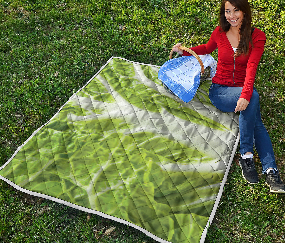 Fresh Cabbage Leaf Print Quilt