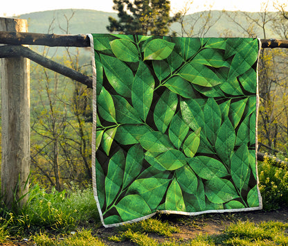 Fresh Green Leaf Print Quilt