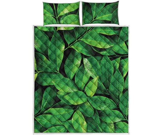 Fresh Green Leaf Print Quilt Bed Set