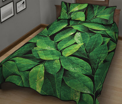 Fresh Green Leaf Print Quilt Bed Set