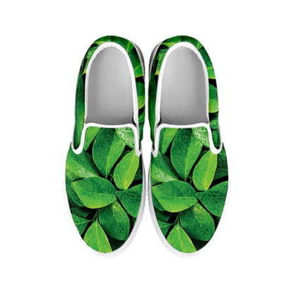 Fresh Green Leaf Print White Slip On Shoes