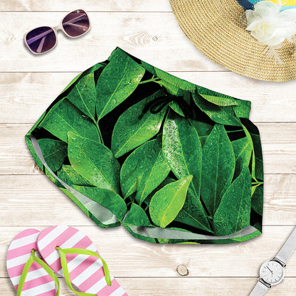 Fresh Green Leaf Print Women's Shorts