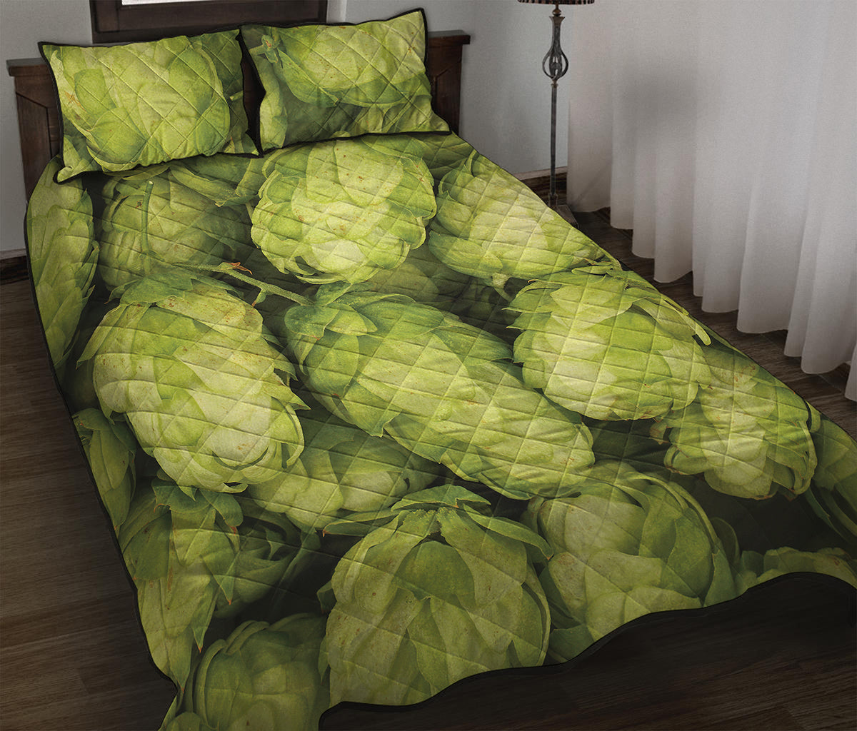 Fresh Hop Cone Print Quilt Bed Set