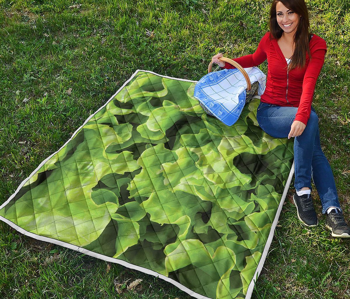 Fresh Lettuce Leaves Print Quilt