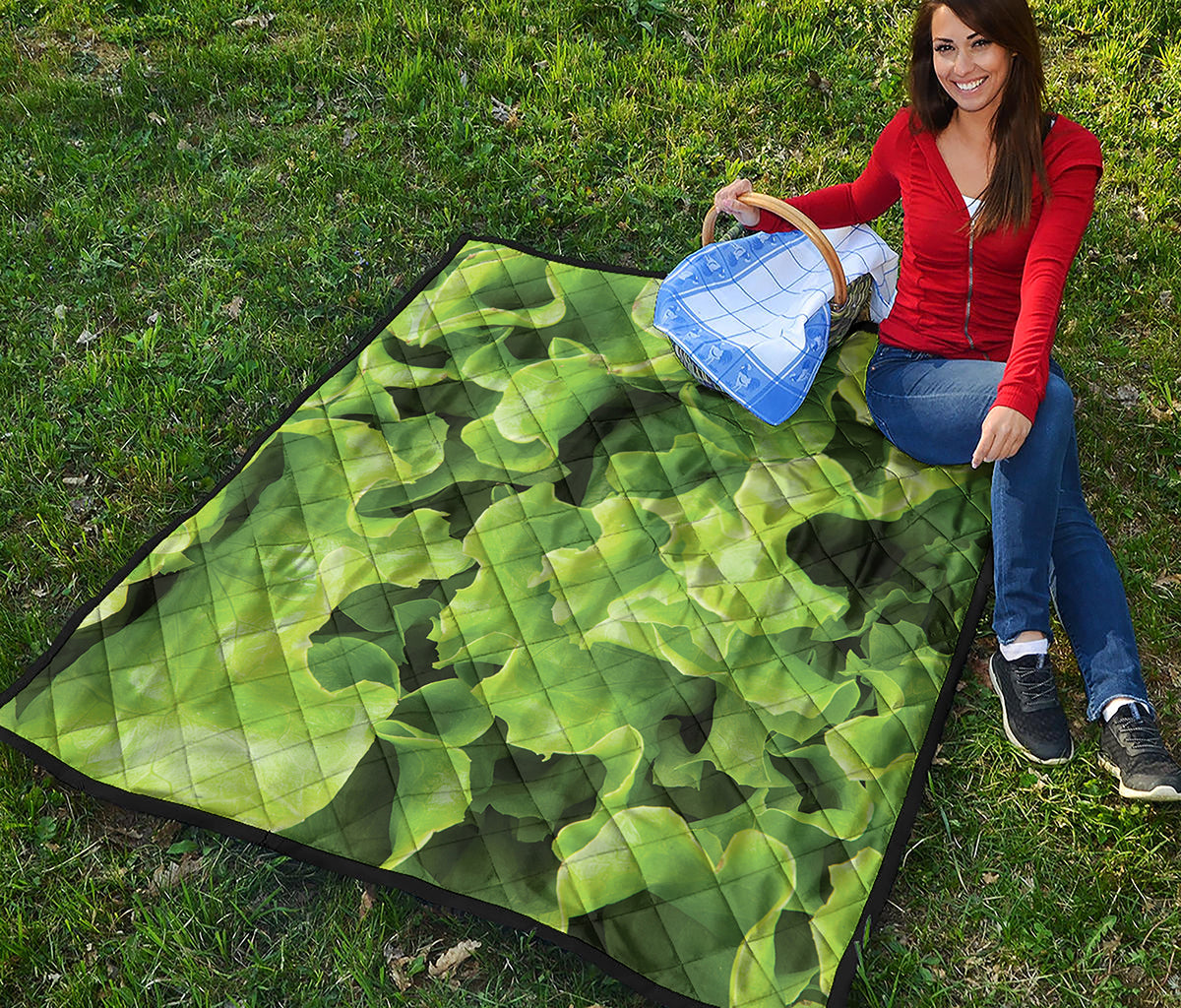 Fresh Lettuce Leaves Print Quilt