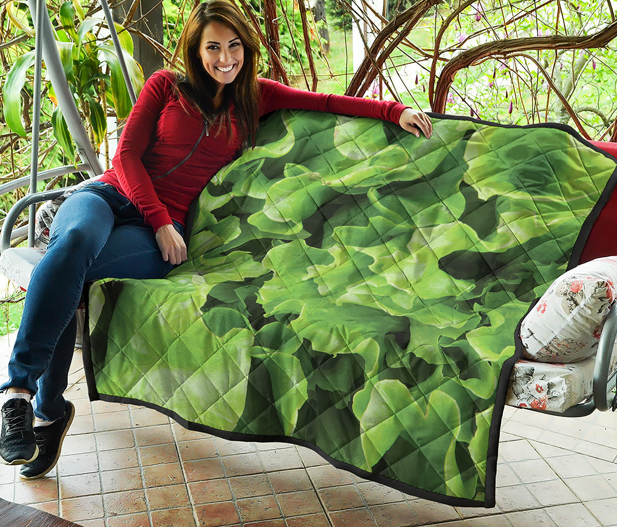 Fresh Lettuce Leaves Print Quilt