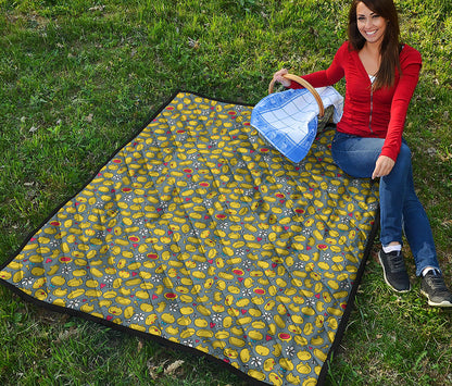 Frog Faces Pattern Print Quilt