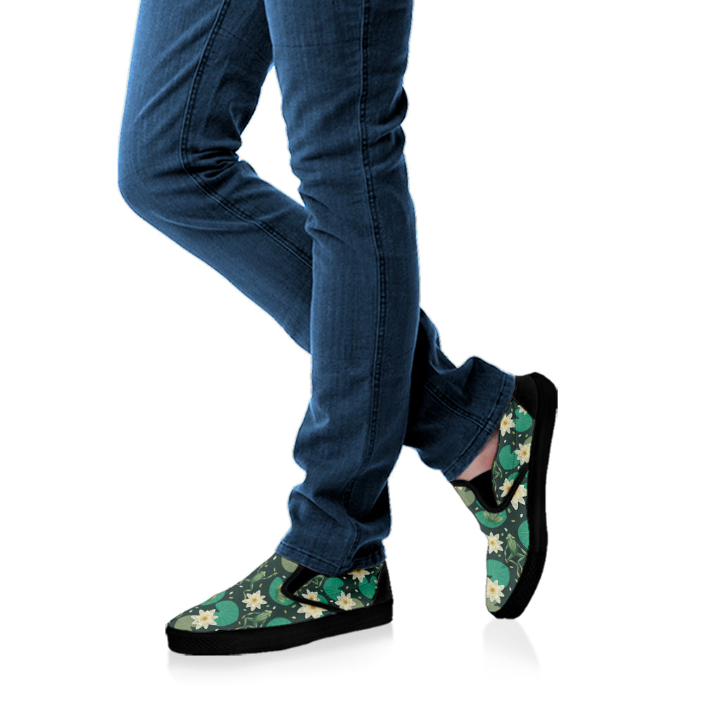 Frogs And Water Lilies Pattern Print Black Slip On Shoes