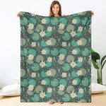 Frogs And Water Lilies Pattern Print Blanket