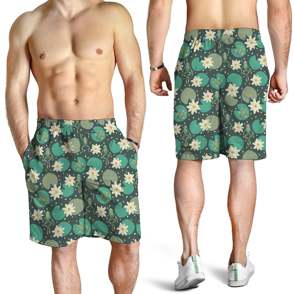 Frogs And Water Lilies Pattern Print Men's Shorts