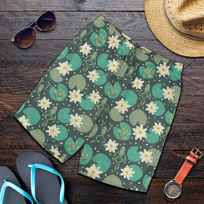 Frogs And Water Lilies Pattern Print Men's Shorts