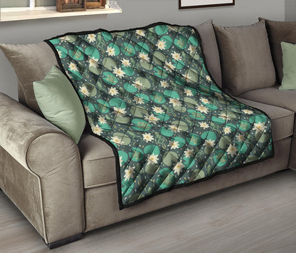 Frogs And Water Lilies Pattern Print Quilt