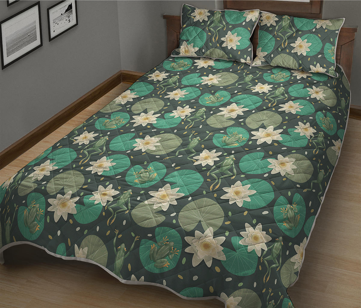 Frogs And Water Lilies Pattern Print Quilt Bed Set