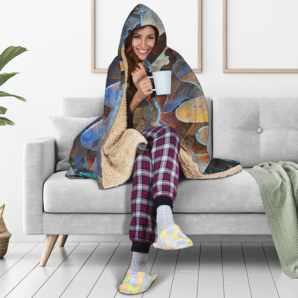 Frozen Oak leaf Print Hooded Blanket