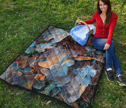 Frozen Oak leaf Print Quilt