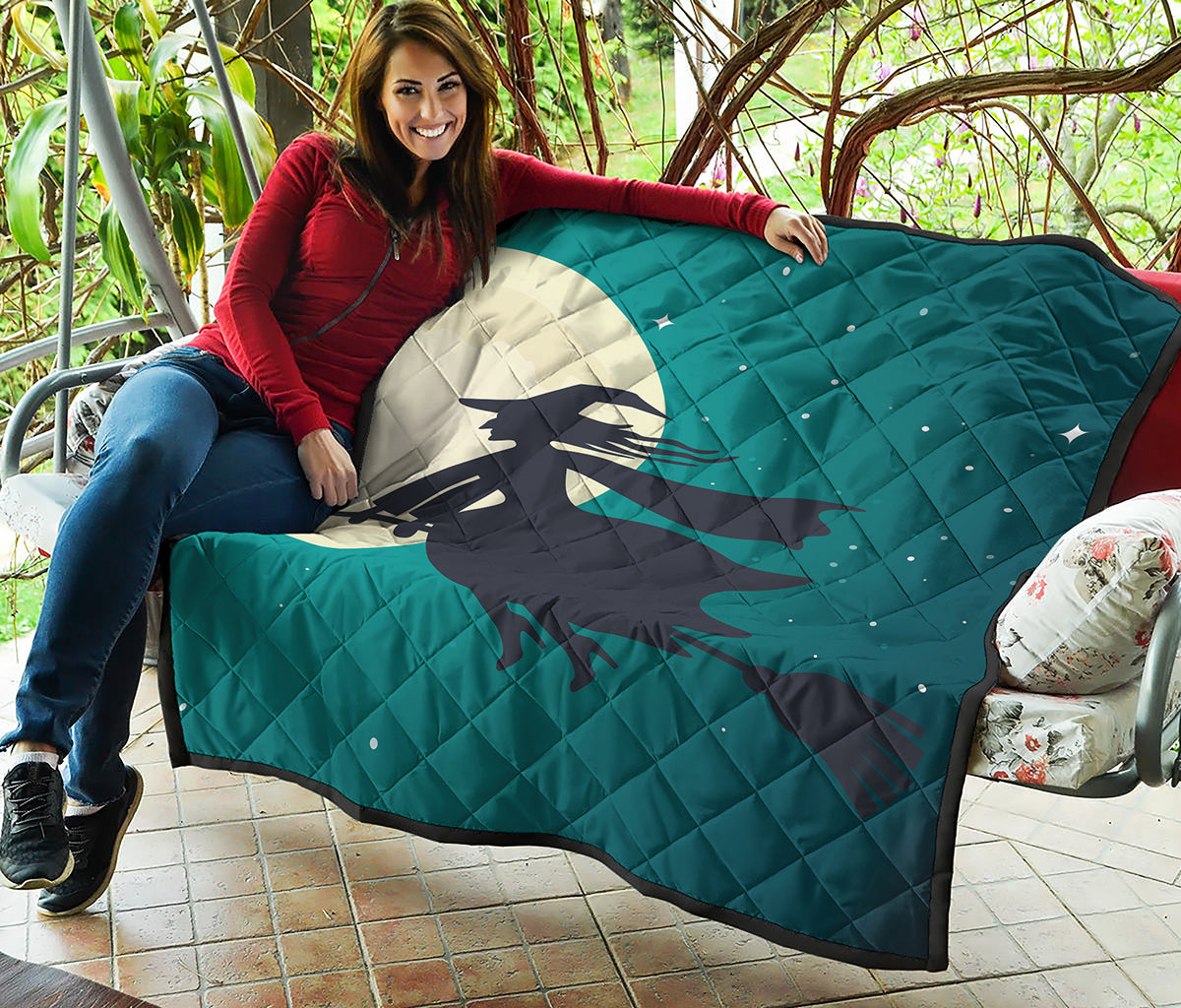 Full Moon Halloween Flying Witch Print Quilt