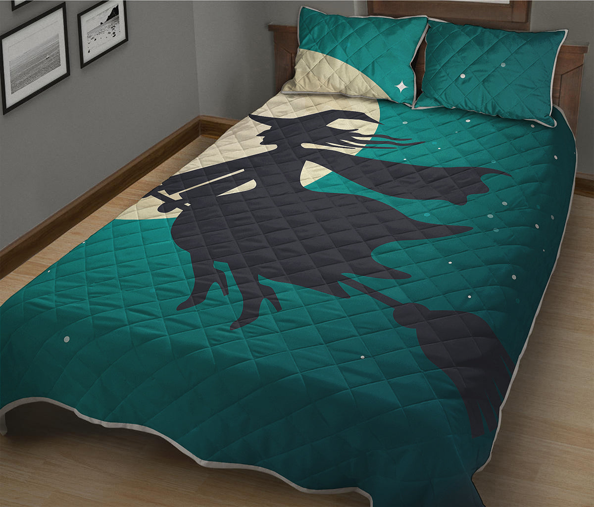 Full Moon Halloween Flying Witch Print Quilt Bed Set