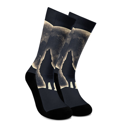 Full Moon Howling Wolf Print Crew Socks
