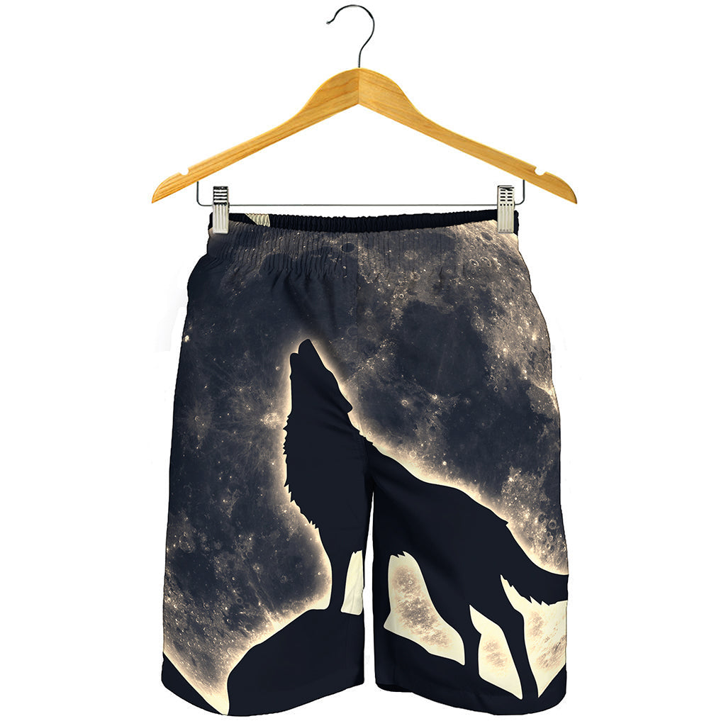 Full Moon Howling Wolf Print Men's Shorts
