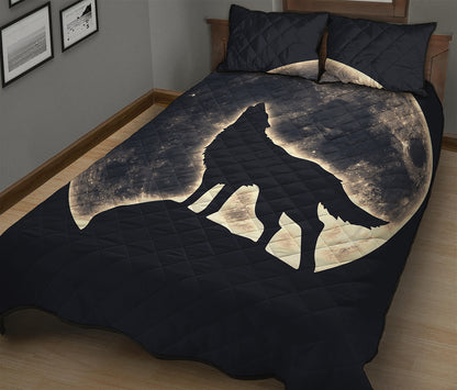 Full Moon Howling Wolf Print Quilt Bed Set