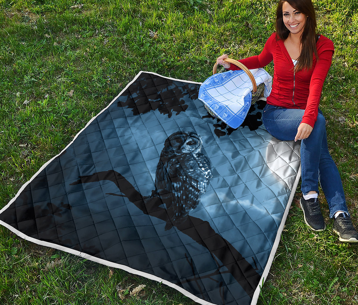 Full Moon Night Owl Print Quilt