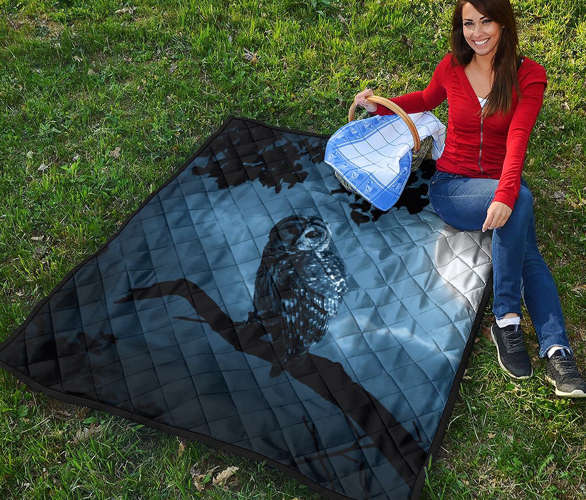 Full Moon Night Owl Print Quilt
