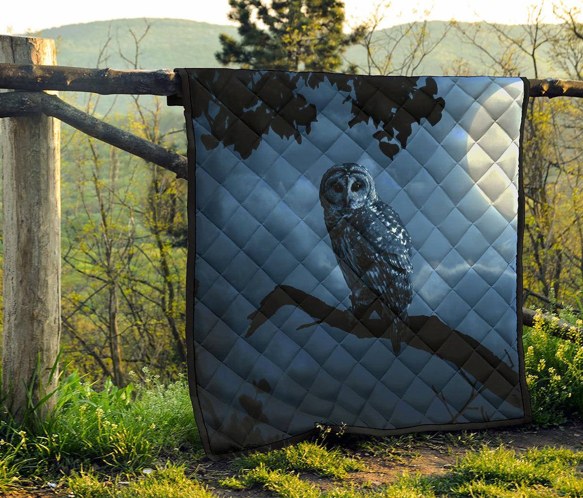 Full Moon Night Owl Print Quilt
