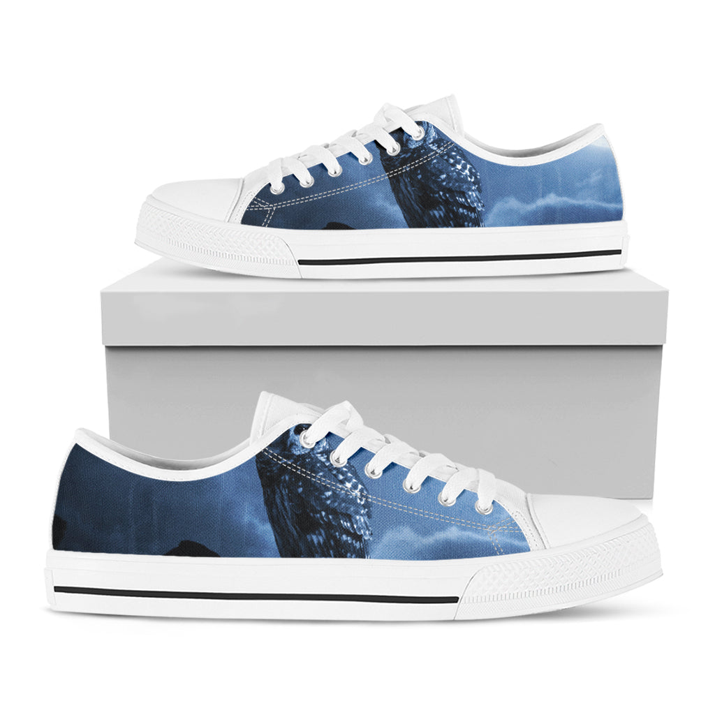 Full Moon Night Owl Print White Low Top Shoes