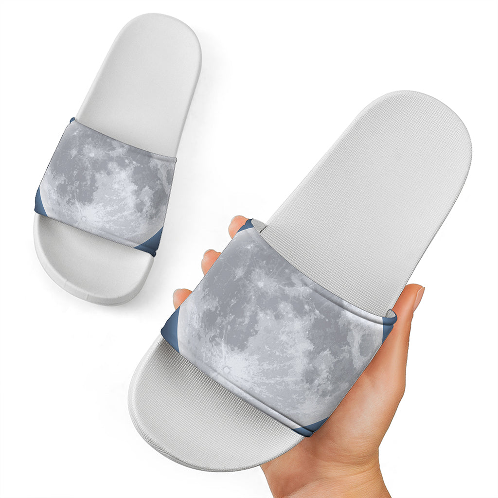 Full Moon Print White Slide Sandals