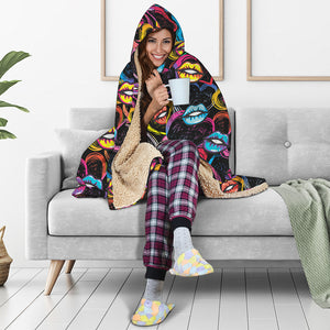 Funky Kiss Lips Pattern Print Hooded Blanket