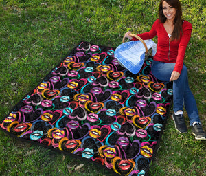 Funky Kiss Lips Pattern Print Quilt