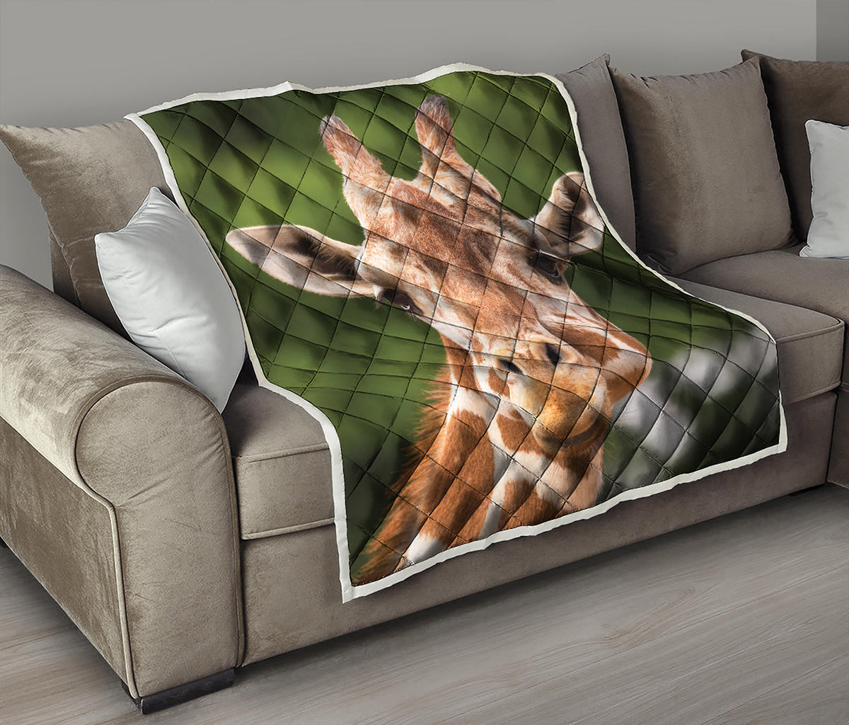 Funny Giraffe Print Quilt