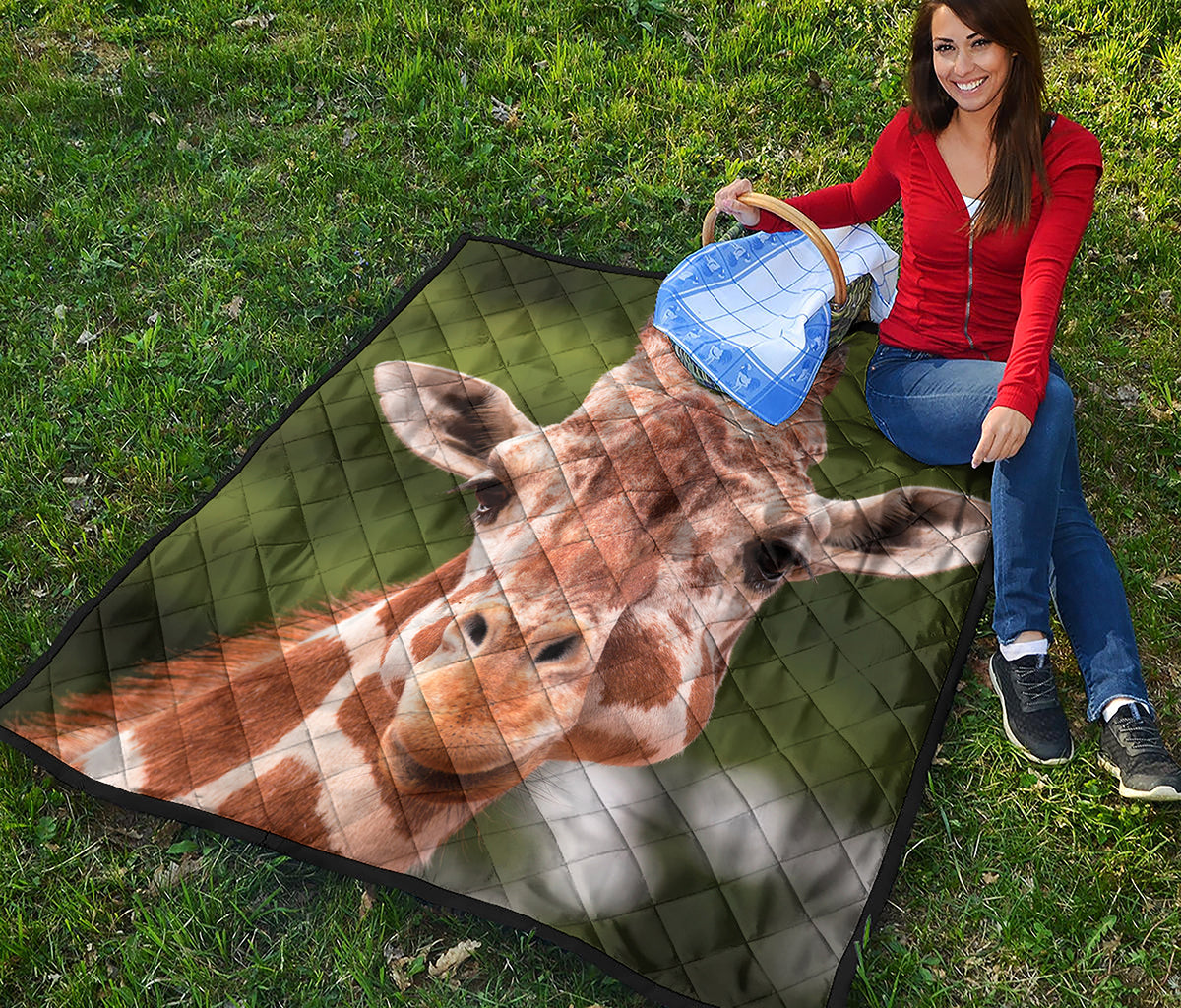 Funny Giraffe Print Quilt