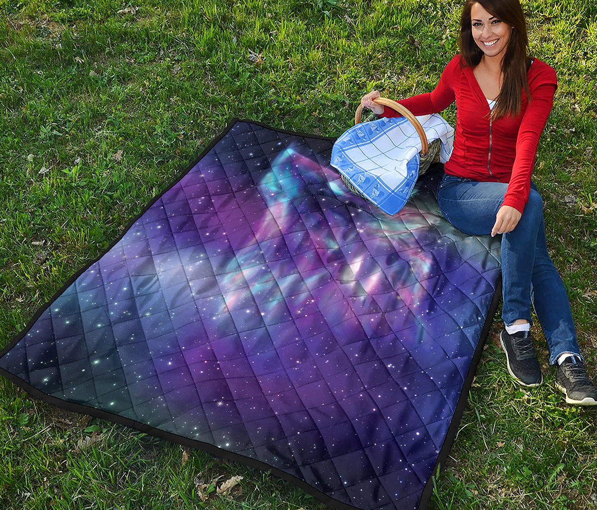 Galaxy Howling Wolf Spirit Print Quilt
