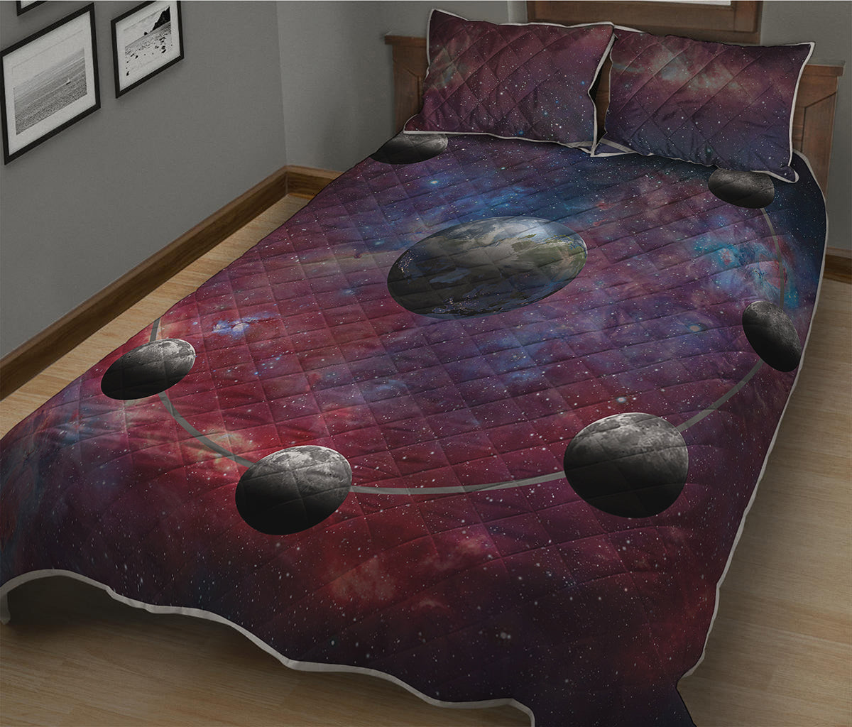 Galaxy Lunar Phase Print Quilt Bed Set