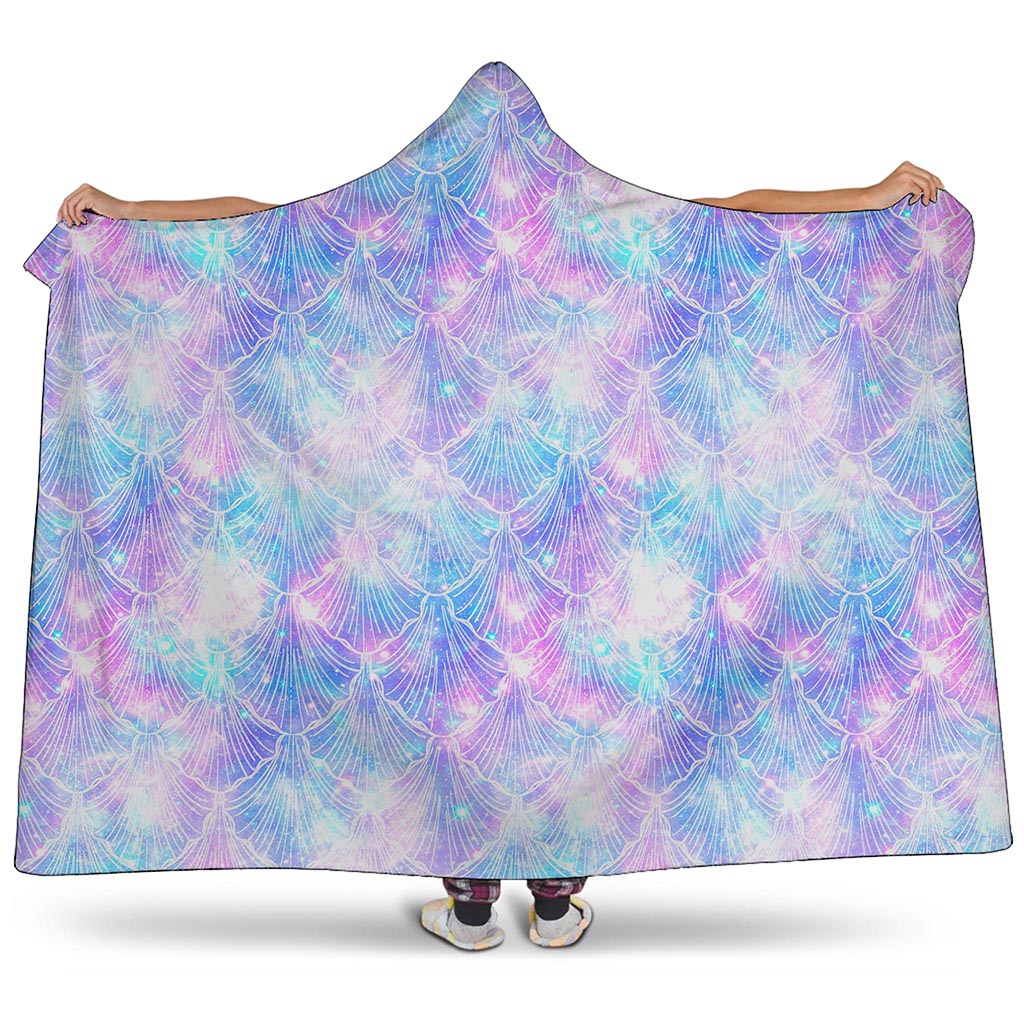 Galaxy Mermaid Scales Pattern Print Hooded Blanket