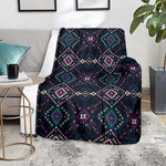 Geometric Ethnic Navajo Pattern Print Blanket