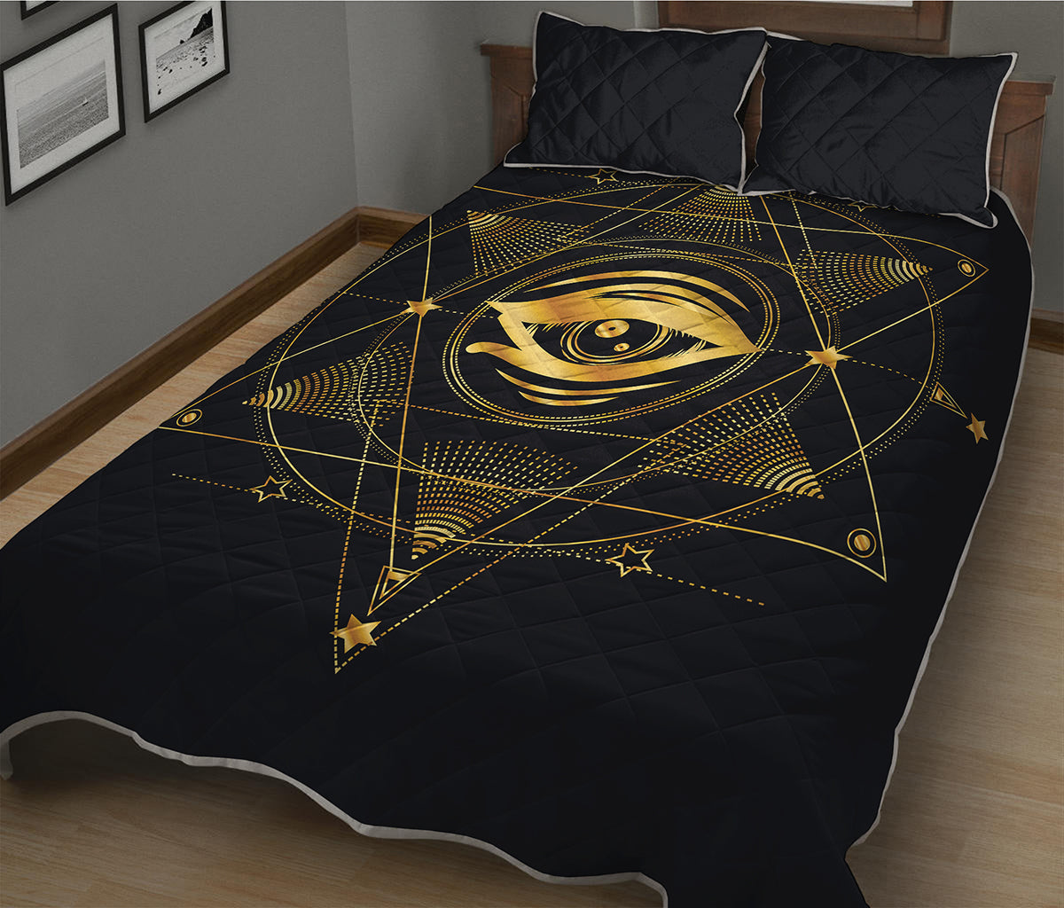 Geometric Eye of Providence Print Quilt Bed Set