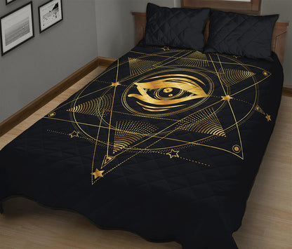 Geometric Eye of Providence Print Quilt Bed Set