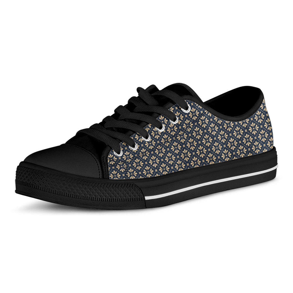 Geometric Floral Print Black Low Top Shoes