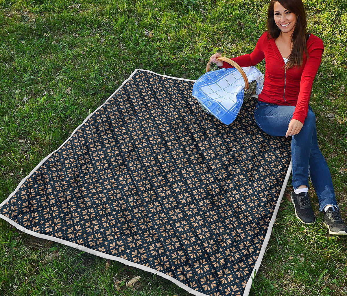 Geometric Floral Print Quilt